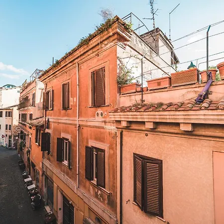 The Yellow Nest - In Trastevere 아파트 로마